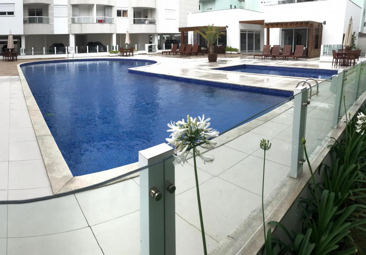 Apartamento Maravilhoso Em Florianopolis Na Praia Dos Ingleses Com Piscina Exterior photo
